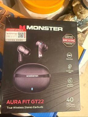 Aura Fit GT22 True Wireless Earbuds - Purple